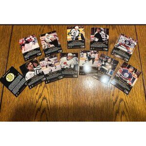 12 vintage pro set NHL hockey player cards